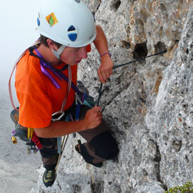 Terrain d'aventure dans les Dolomites